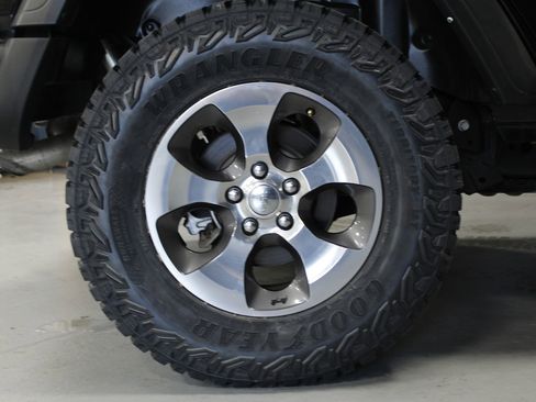 Used 2022 Jeep Wrangler Unlimited Sport AWD/4WD image 22