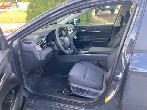 New 2025 Toyota Camry LE w/ Convenience Package image 11