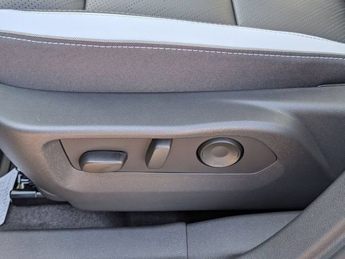 New 2026 Buick Envision Sport Touring AWD/4WD image 9