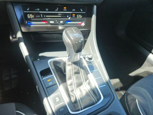 Used 2025 Volkswagen Jetta Sport FWD image 30