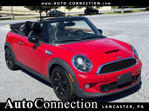 Used 2014 MINI Cooper S FWD image 1