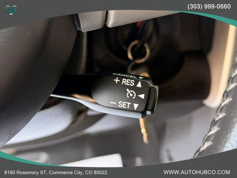 Used 2013 Toyota FJ Cruiser 4WD w/ Upgrade Pkg image 17