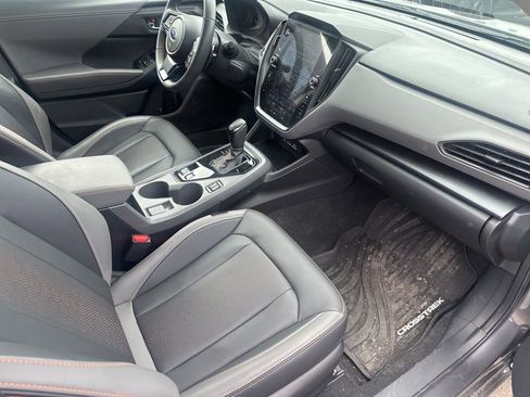 Used 2025 Subaru Crosstrek 2.5i Limited w/ Popular Package #3A image 17