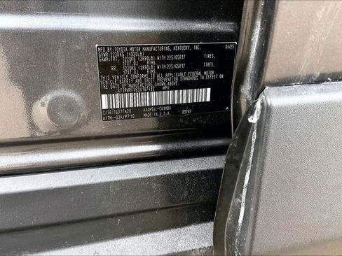 Used 2025 Toyota RAV4 XLE w/ Convenience Package AWD/4WD image 65