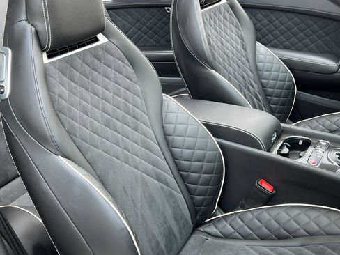Used 2018 Bentley Continental GT Supersports AWD/4WD image 22