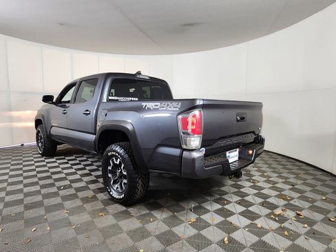 Used 2021 Toyota Tacoma TRD Off-Road image 5