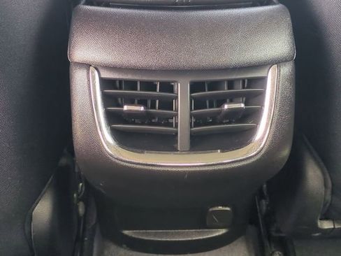 Used 2024 Chevrolet Malibu LT FWD image 30