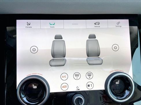 Used 2020 Land Rover Range Rover Evoque SE image 31