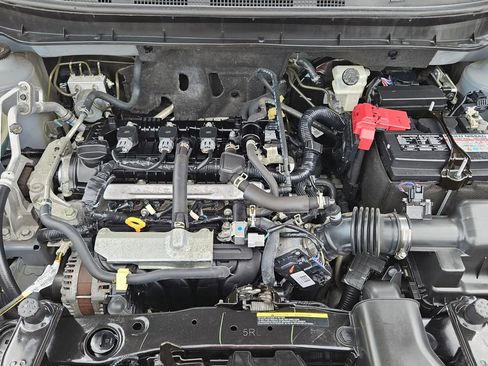 Used 2021 Nissan Kicks SV image 33