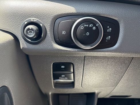 Used 2023 Ford Transit 350 XLT image 23