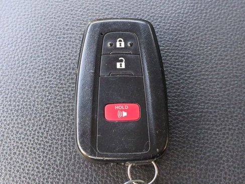 Used 2023 Toyota RAV4 XLE image 27