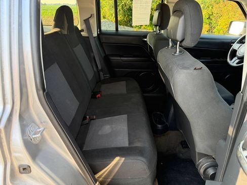 Used 2016 Jeep Patriot Sport w/ Power Value Group AWD/4WD image 25