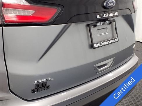 Certified 2024 Ford Edge SEL w/ Convenience Package AWD/4WD image 28