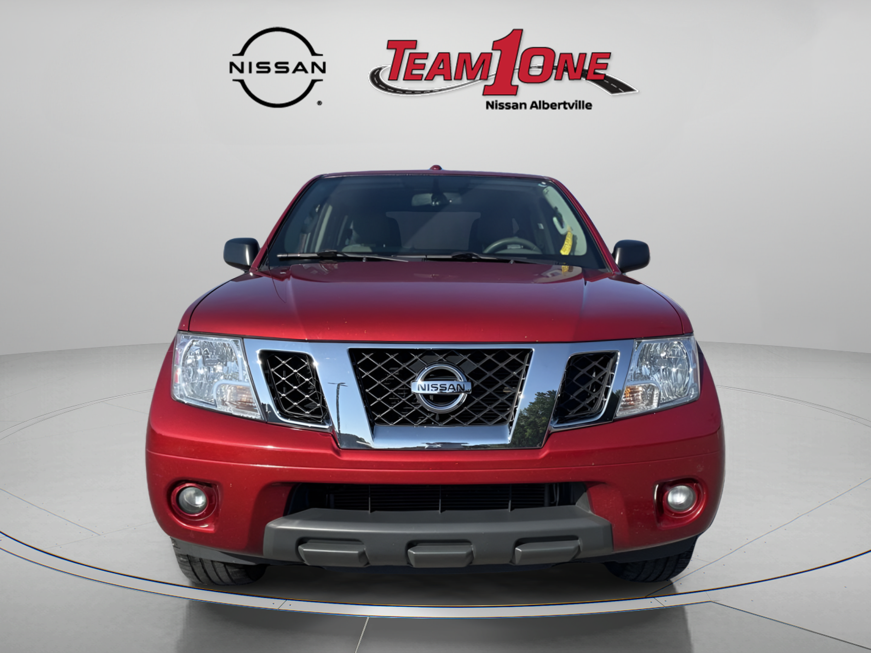 Used 2014 Nissan Frontier SV w/ SV Value Truck Package RWD image 2