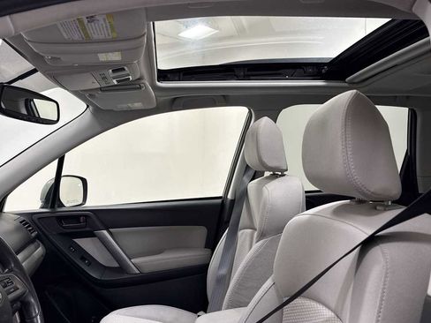 Used 2015 Subaru Forester 2.5i Premium w/ All-Weather Package image 23