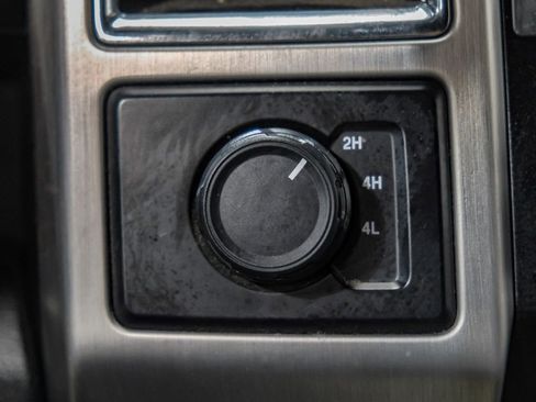 Used 2017 Ford F350 Platinum w/ Platinum Ultimate Package image 29