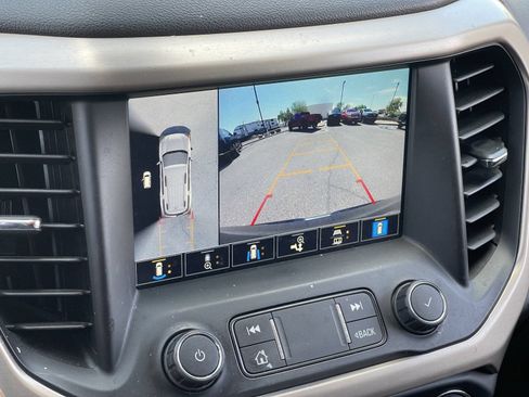 Certified 2021 GMC Acadia Denali w/ Denali Ultimate Package AWD/4WD image 29