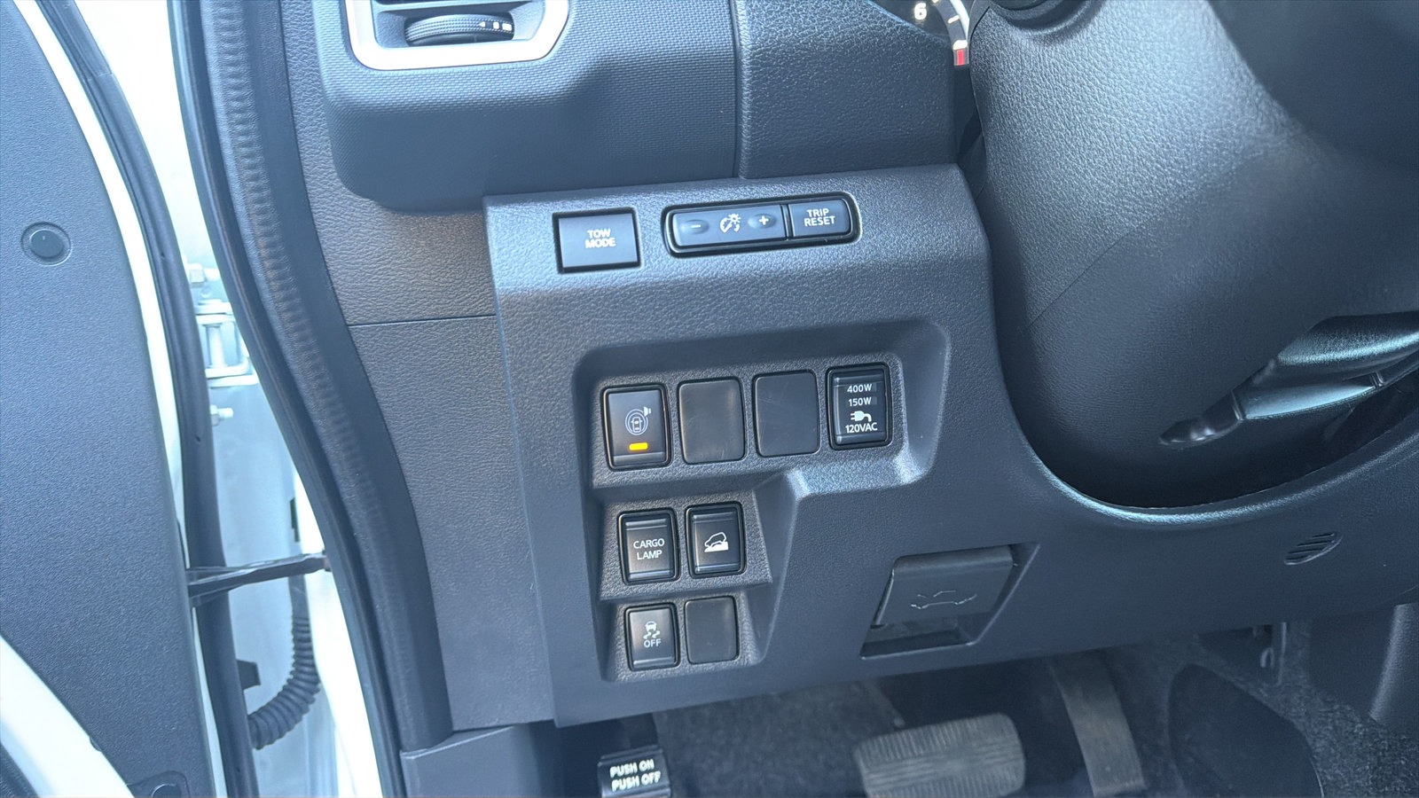 Used 2023 Nissan Frontier SV w/ SV Convenience Package AWD/4WD image 24