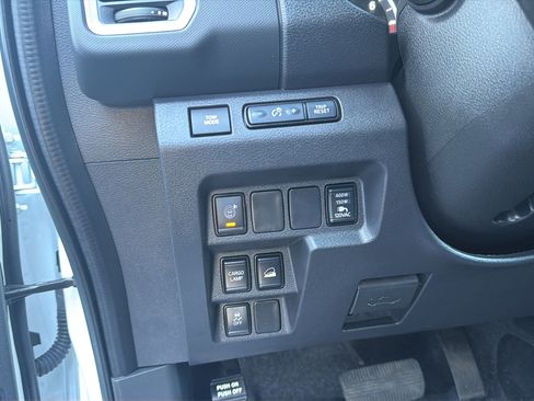 Used 2023 Nissan Frontier SV w/ SV Convenience Package AWD/4WD image 24