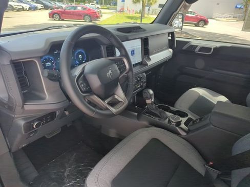 New 2026 Ford Bronco Big Bend w/ Black Appearance Package AWD/4WD image 3