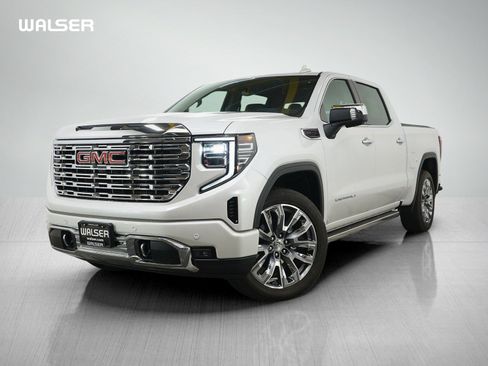 Used 2023 GMC Sierra 1500 Denali w/ Denali Reserve Package AWD/4WD image 1