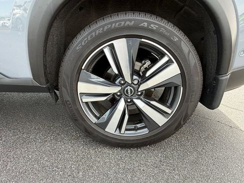Certified 2023 Nissan Rogue Platinum w/ Platinum Premium Package AWD/4WD image 16