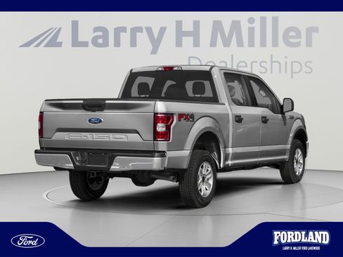 Used 2019 Ford F150 XLT w/ Equipment Group 302A Luxury AWD/4WD image 3