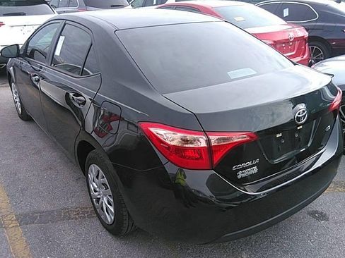Used 2018 Toyota Corolla LE FWD image 4