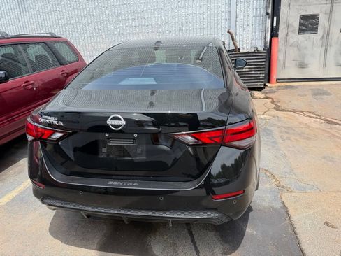 Used 2025 Nissan Sentra SV FWD image 6