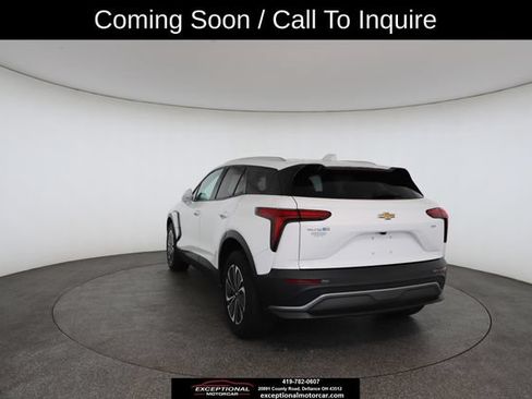 Used 2024 Chevrolet Blazer EV LT AWD/4WD image 13