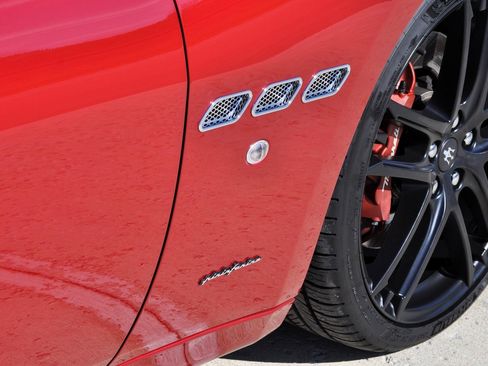 Used 2018 Maserati GranTurismo Sport image 10