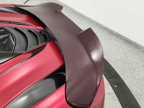 Used 2018 McLaren 720S Performance RWD image 18