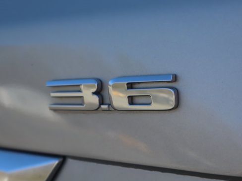 Used 2017 Cadillac XT5 Premium Luxury image 47