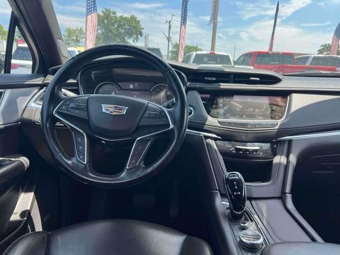 Used 2023 Cadillac XT5 Premium Luxury AWD/4WD image 14