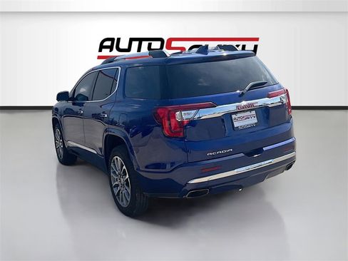 Used 2023 GMC Acadia Denali w/ Denali Ultimate Package image 5