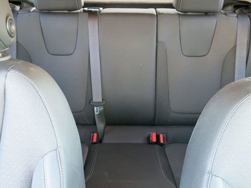 Used 2024 Buick Encore GX Preferred image 18