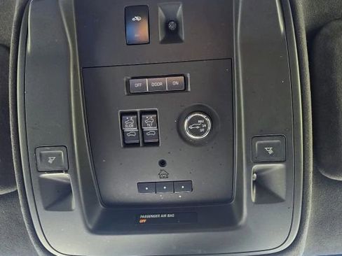 Used 2016 Cadillac Escalade Platinum image 15