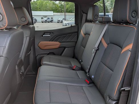 New 2026 GMC Canyon AT4 w/ Technology Plus Package AWD/4WD image 22