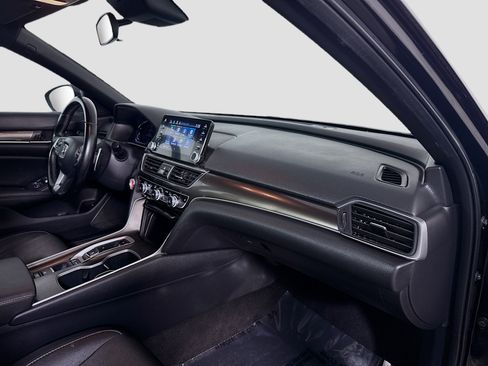 Used 2020 Honda Accord Sport image 30