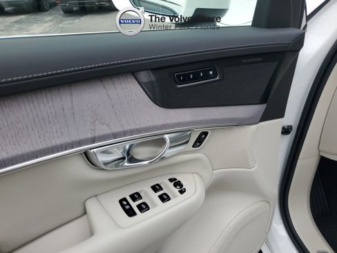 Used 2026 Volvo XC90 T8 Ultra w/ Protection Package Premier AWD/4WD image 18