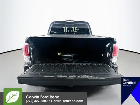 Used 2020 Toyota Tacoma TRD Off-Road w/ Technology Package AWD/4WD image 28