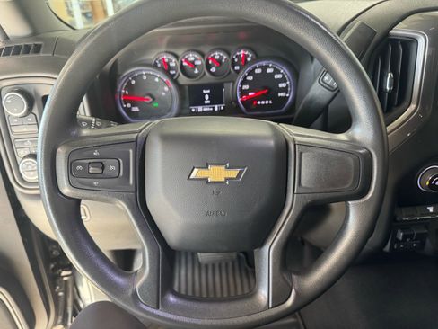 Used 2023 Chevrolet Silverado 2500 Custom w/ Custom Value Package image 19