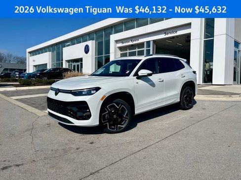 New 2026 Volkswagen Tiguan SEL R-Line image 1