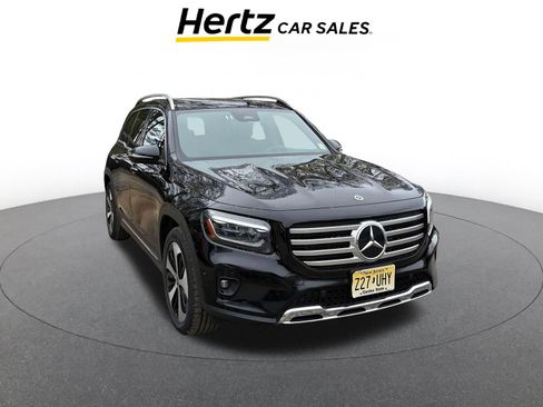 Used 2025 Mercedes-Benz GLB 250 image 1