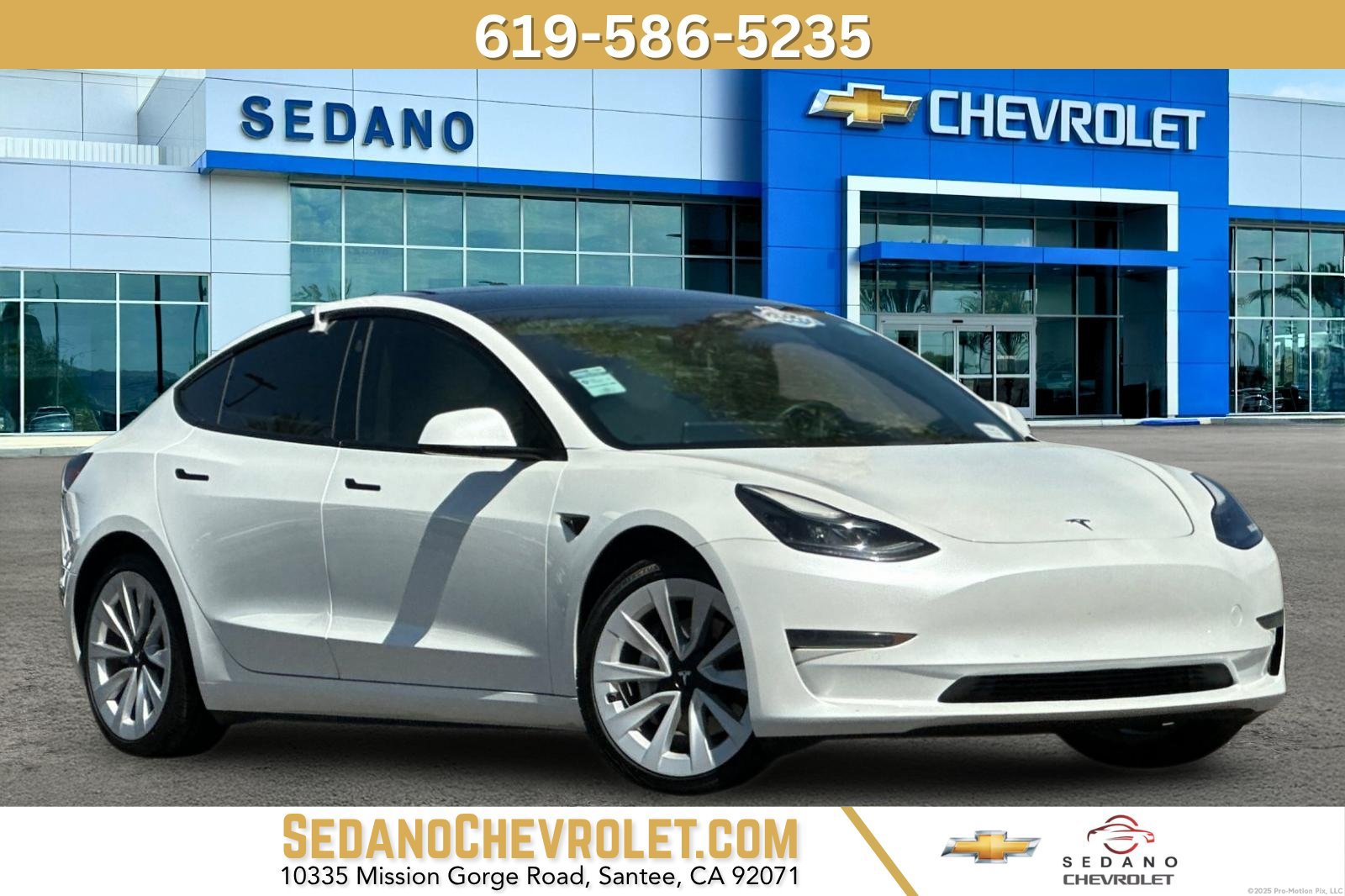 Used 2021 Tesla Model 3 Standard Range Plus RWD image 1