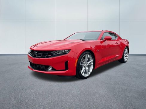 Used 2019 Chevrolet Camaro LT w/ RS Package image 2