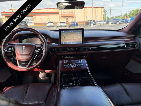 Certified 2022 Lincoln Aviator Black Label w/ Class IV Trailer Tow Package AWD/4WD image 17