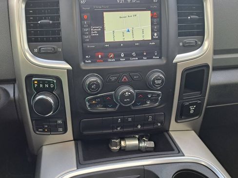 Used 2019 RAM 1500 Warlock AWD/4WD image 6