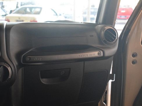 Used 2016 Jeep Wrangler Unlimited Sport w/ Quick Order Package 24S image 46