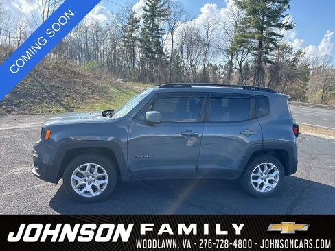 Used 2018 Jeep Renegade Latitude image 4